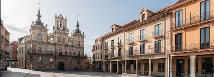 Exe Astur Plaza