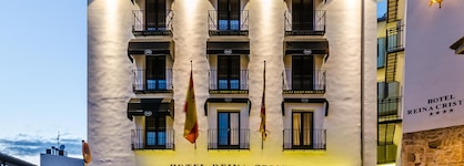 Hotel Reina Cristina