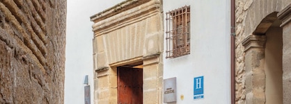 Hotel Puerta de la Luna