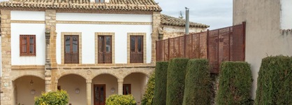 Hotel Puerta de la Luna