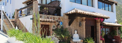 Hotel Los Jarales