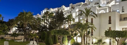Apartamentos Turísticos Best Pueblo Indalo
