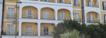 Hotel Toboso Chaparil