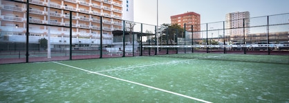 Hotel Izán Cavanna