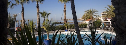 Sunsuites Carolina