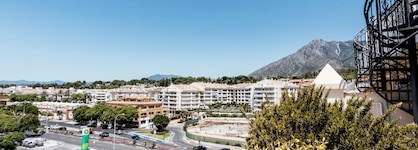 Guadalpin Suites