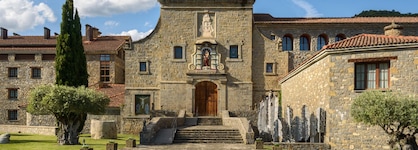 Hotel & Spa Monasterio de Boltaña