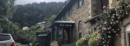 Hotel Adsera