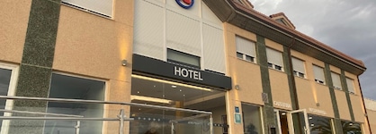 Hotel Arias Aeropuerto