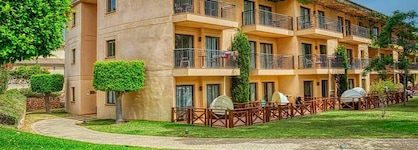 Vell Mari Hotel & Resort