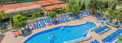 Aparthotel Holiday Center