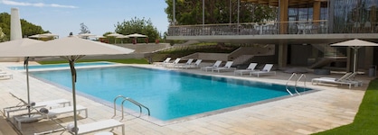 Ozadi Tavira Hotel