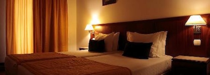 Jose Estevao Hotel