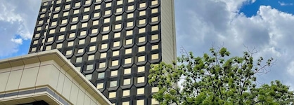 Astoria Grand Hotel