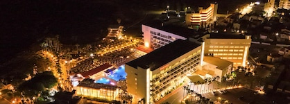 Cavo Maris Beach Hotel