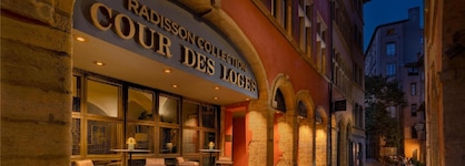 Cour des Loges Lyon, a Radisson Collection hotel