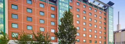 Doubletree By Hilton Hotel Woking