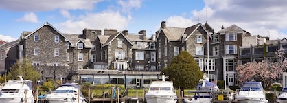 Macdonald Old England Hotel & Spa