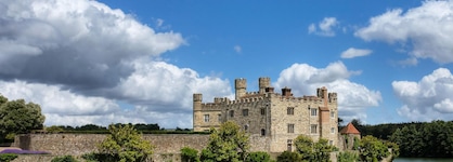 Mercure Maidstone Great Danes Hotel