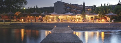 Delfinia  Hotel
