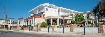 Ikaros Hotel