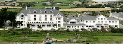 Garryvoe Hotel
