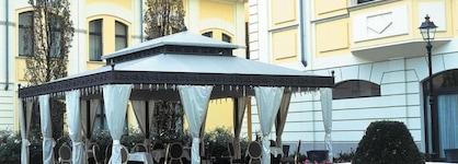 Grand Visconti Palace