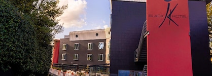 Black Hotel