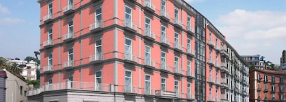 De Bonart Naples, Curio Collection By Hilton