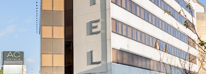 Ac Hotel Genova By Marriott