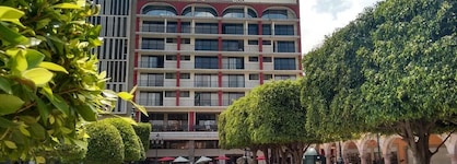 Ramada Plaza By Wyndham Leon
