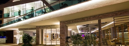 Mirage World Hotel
