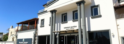 Summer In Garden Suites & Beach Hotel