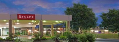 Ramada By Wyndham Louisville North