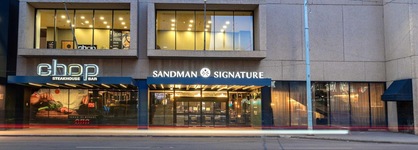 Sandman Signature Edmonton Downtown Hotel