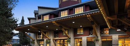 Delta Hotels By Marriott Whistler Village Suites