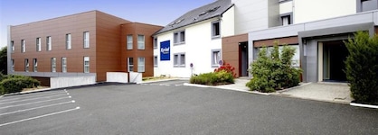 Hotel Kyriad Le Mans Est