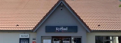Kyriad Sedan
