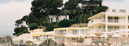 Les Roches Rouges, A Beaumier Hotel