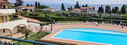 Le Terrazze Sul Lago Residence & Hotel