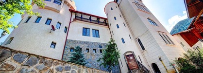 House Of Dracula Hotel