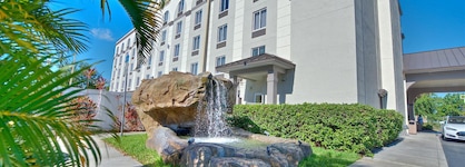 Sonesta Essential Orlando Airport