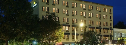 Days Inn By Wyndham Washington Dc Connecticut Avenue