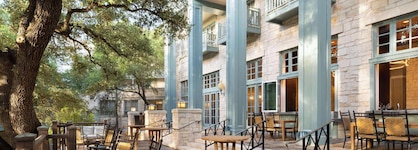 Hyatt Regency Hill Country Resort and Villas