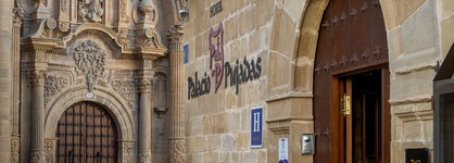Palacio De Pujadas By Mij
