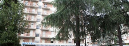 Auto Park Hotel
