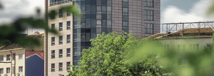 Rosslyn Central Park Hotel