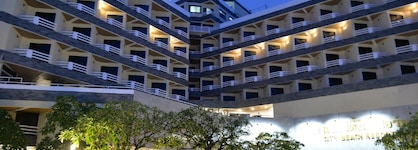 City Beach Resort