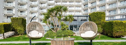 Royal Palace Hotel