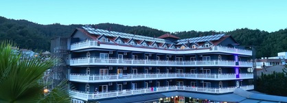 Musti's Royal Plaza Hotel